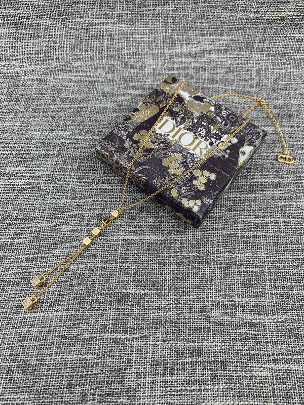 Dior Necklace 05lyr535